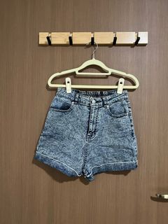 (Category: ) located in . Submitted by goodayes (Listing ID 1243286736, Image 1). Description: .