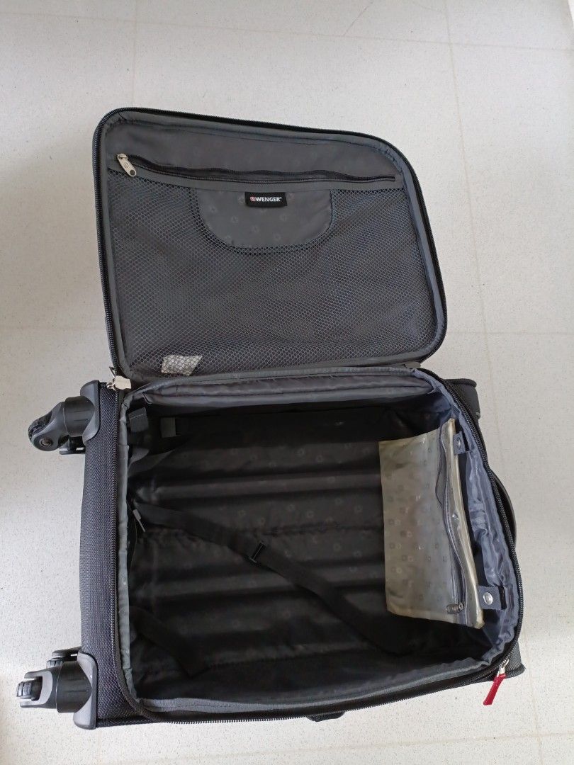 WENGER CABIN LUGGAGE, Hobbies & Toys, Travel, Luggage on Carousell