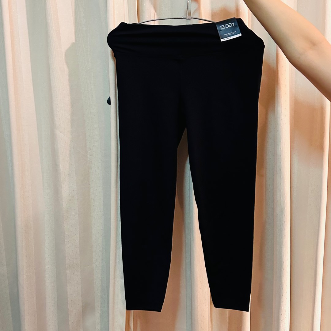 black leggings, Women's Fashion, Bottoms, Jeans & Leggings on Carousell