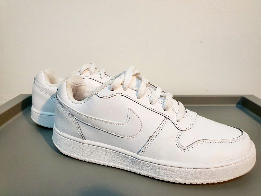 Women's nike ebernon low white top