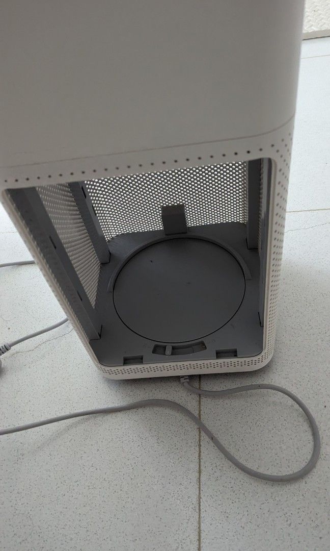 Xiaomi air purifier Gen 1 , no filter 15sgd, TV & Home Appliances, Air