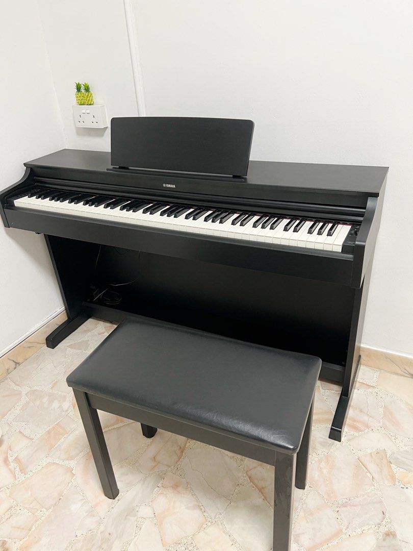 Yamaha Digital Piano Arius YDP 163