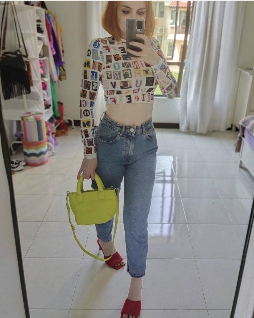 Zara classic mom jeans store