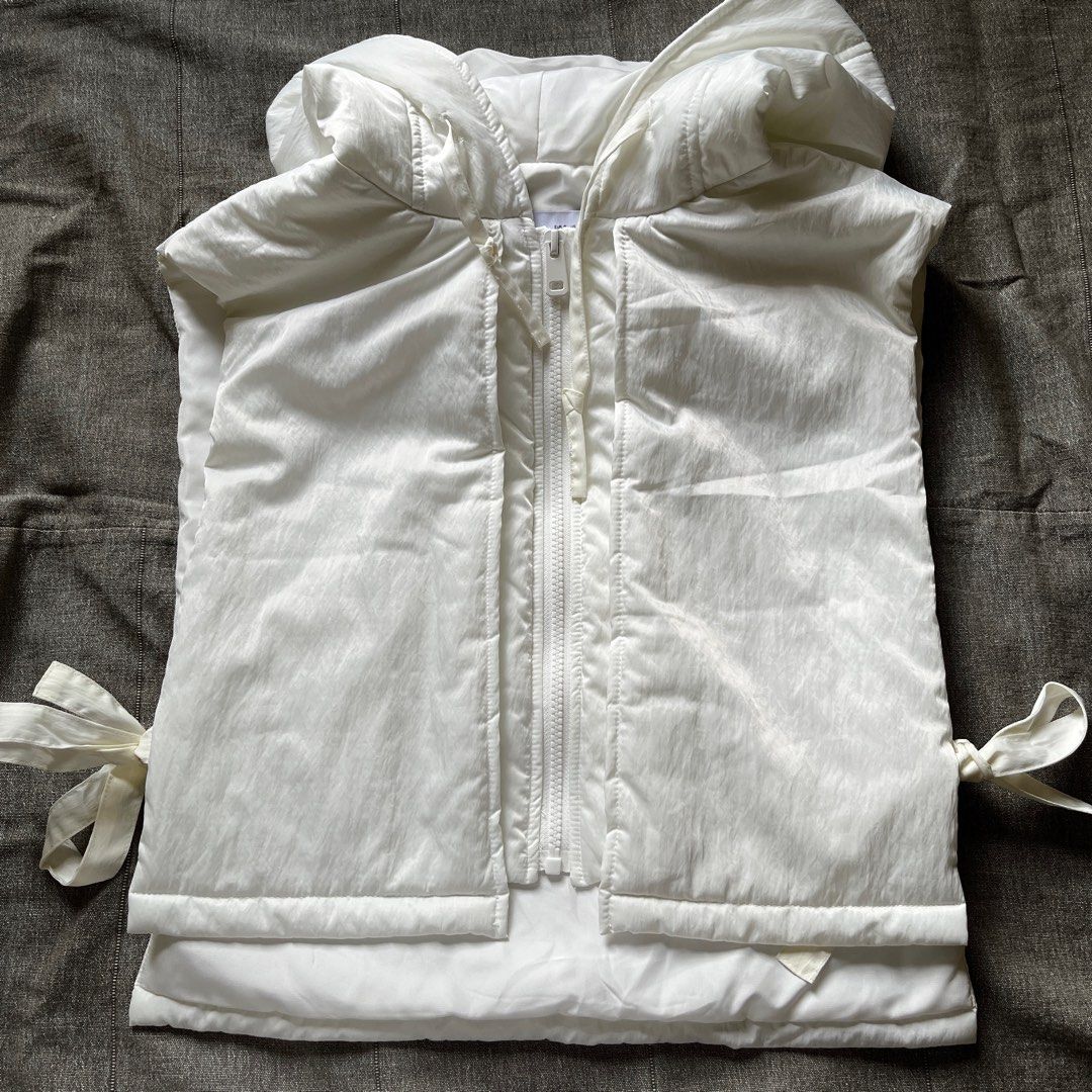 zara sleeveless puffer jacket