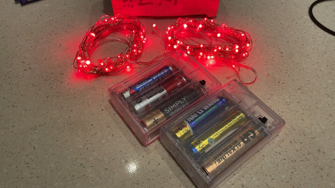 3145) LED STRING LIGHTS BATTERY POWERED 2 PACKS 2M 20LEDS COPPER WIRE 4