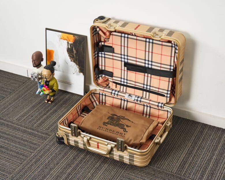 Rimowa x Burberry Size 20 22 26