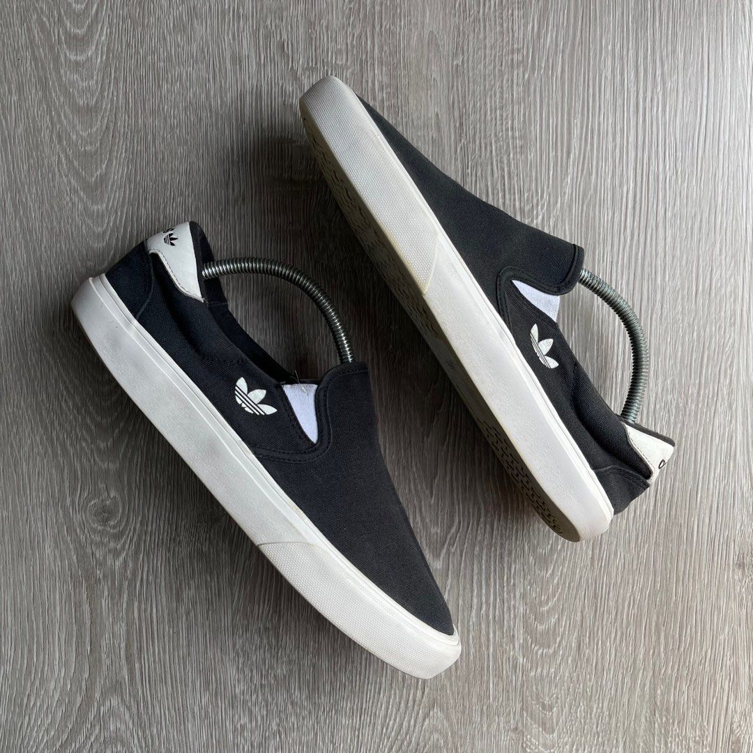 Adidas slip on sale on fashion
