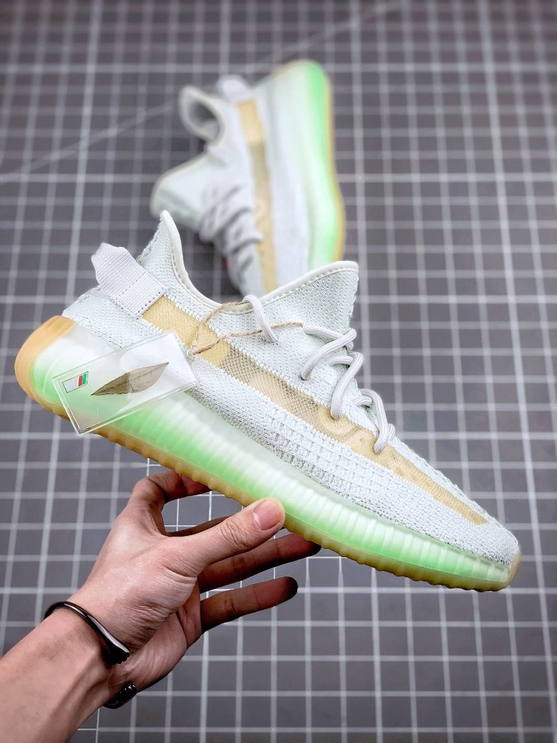 Adidas Yeezy 350 Boost V2