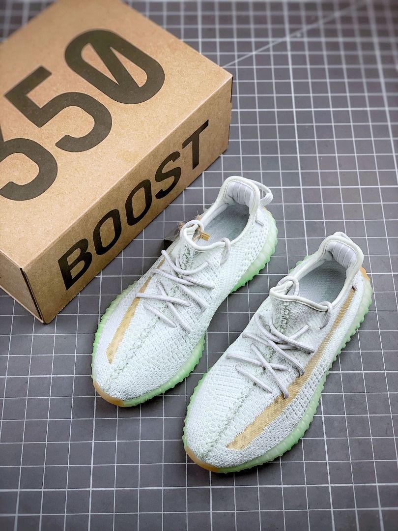 Adidas yeezy 2025 mint green