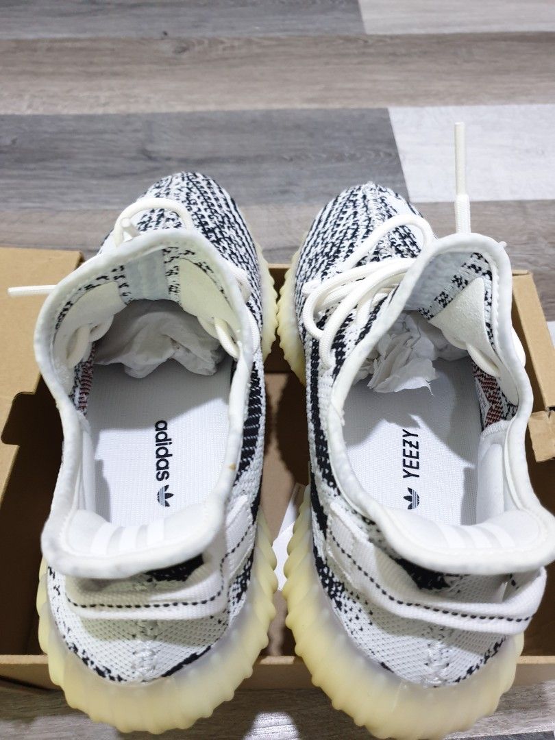 Adidas yeezy hot sale zebra amazon kindle