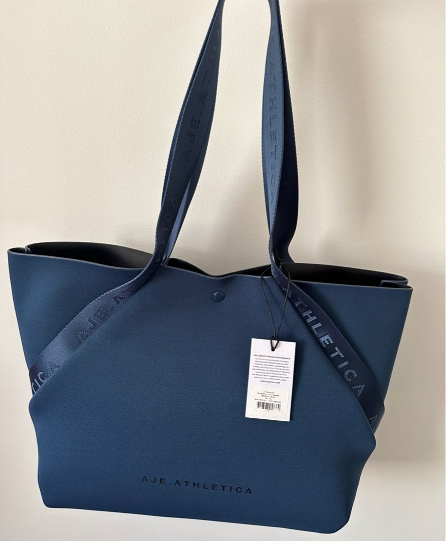 Athletica bag best sale