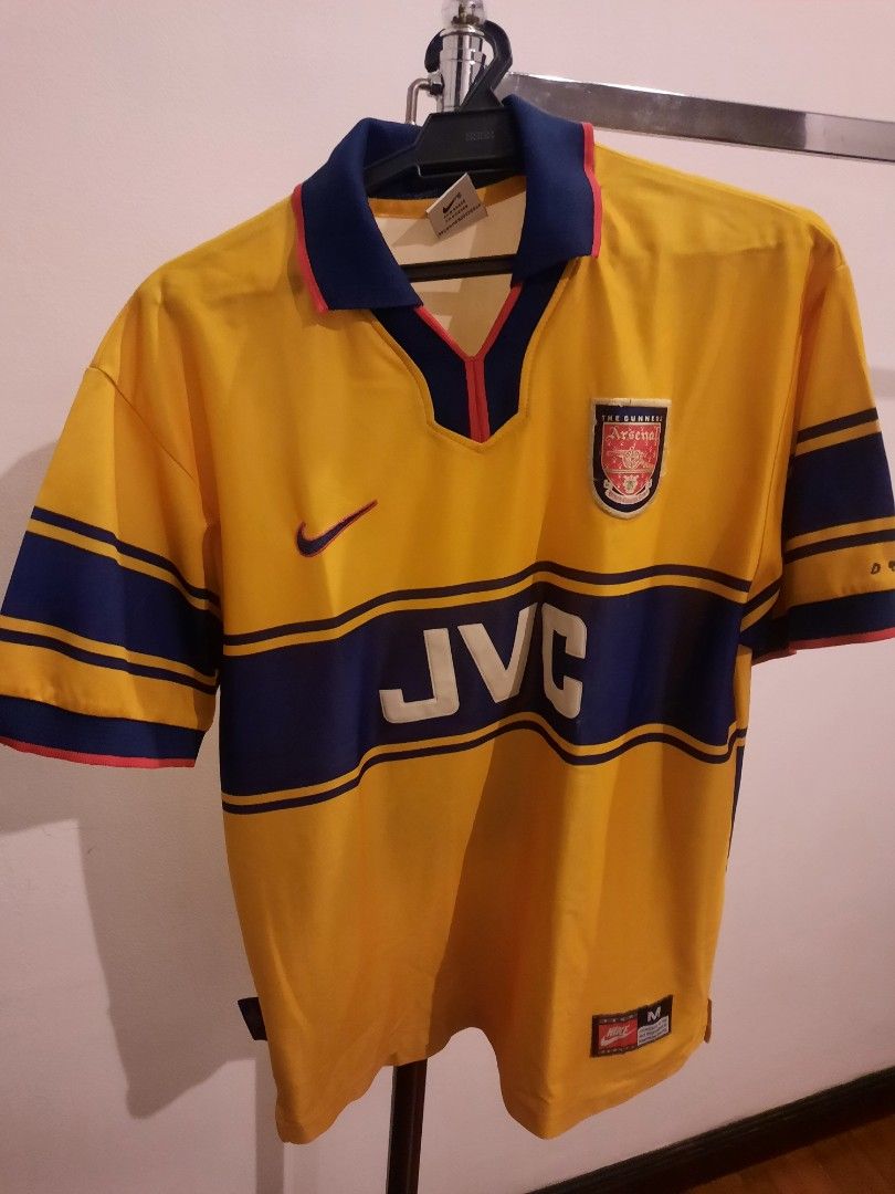Arsenal 1998 away best sale kit