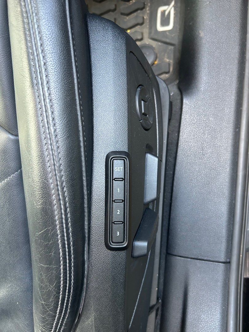 Audi a4 memory seats store