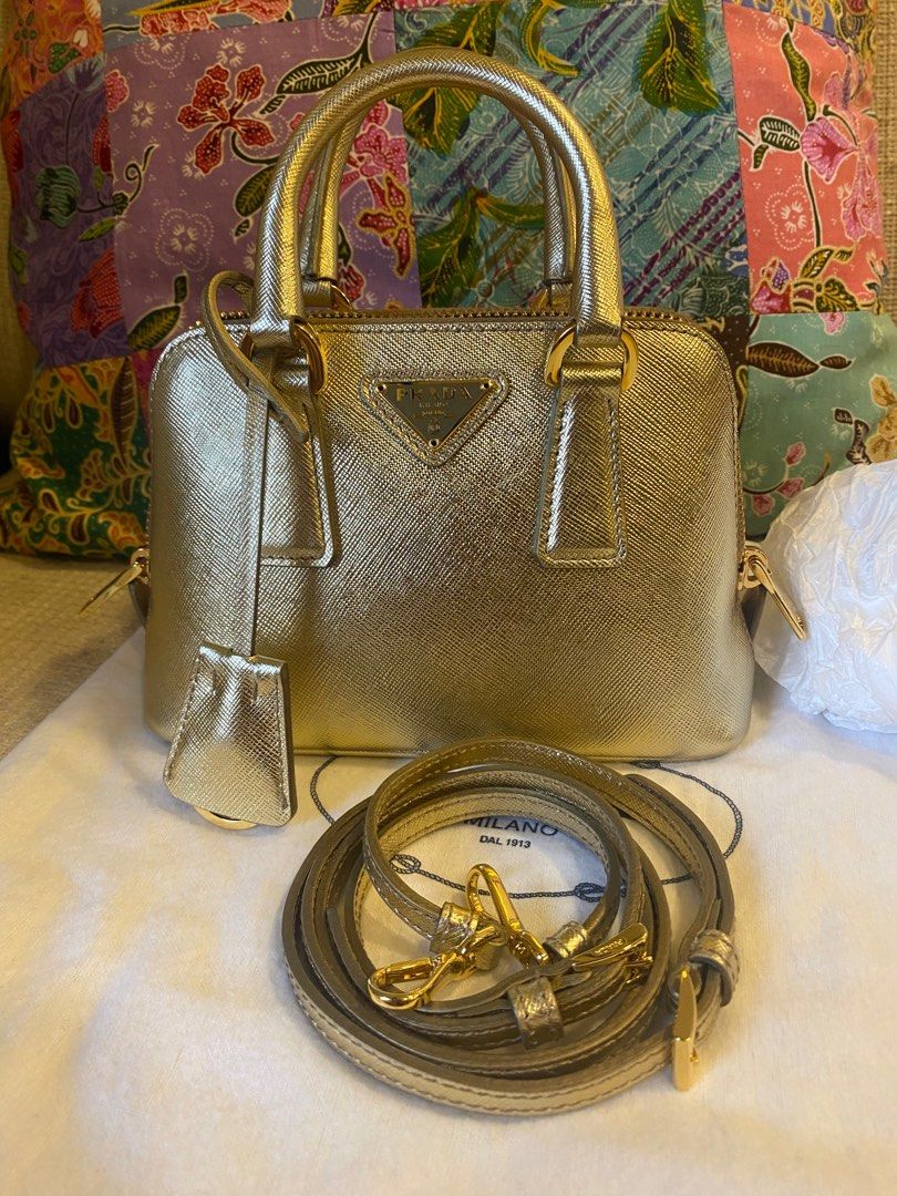 Authentic Prada Promenade Saffiano Mini Leather Bag, Luxury, Bags & Wallets  on Carousell