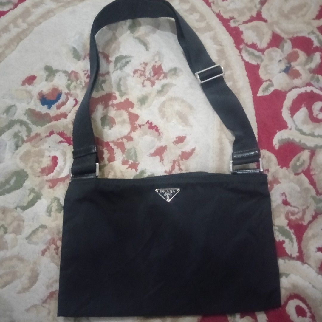 Louis vuitton sling bag sling beg, Men's Fashion, Bags, Sling Bags on  Carousell