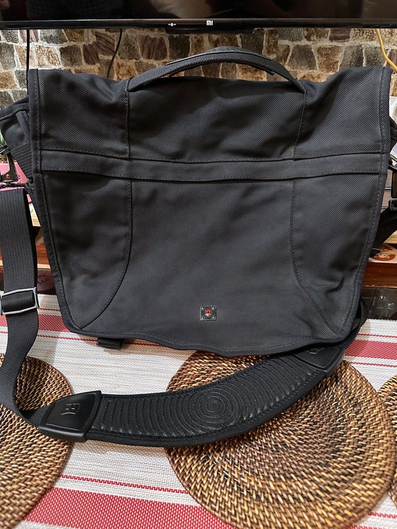 Authentic Victorinox Messenger Bag on Carousell