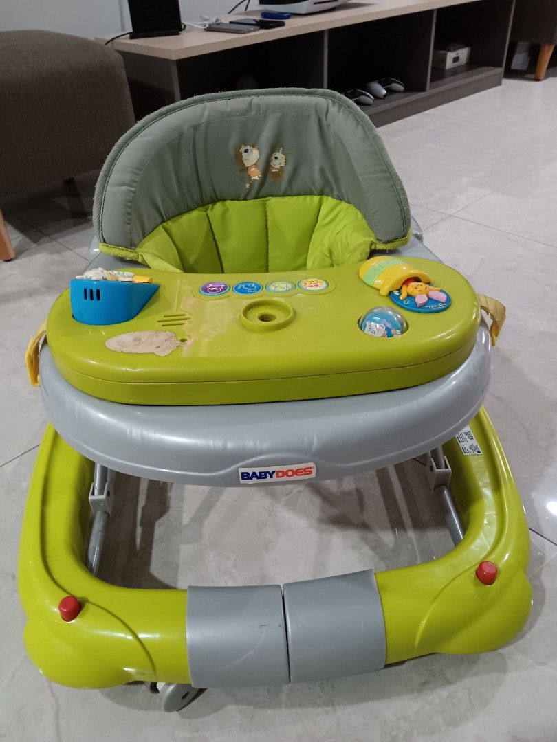 Baby walker hot sale murah second