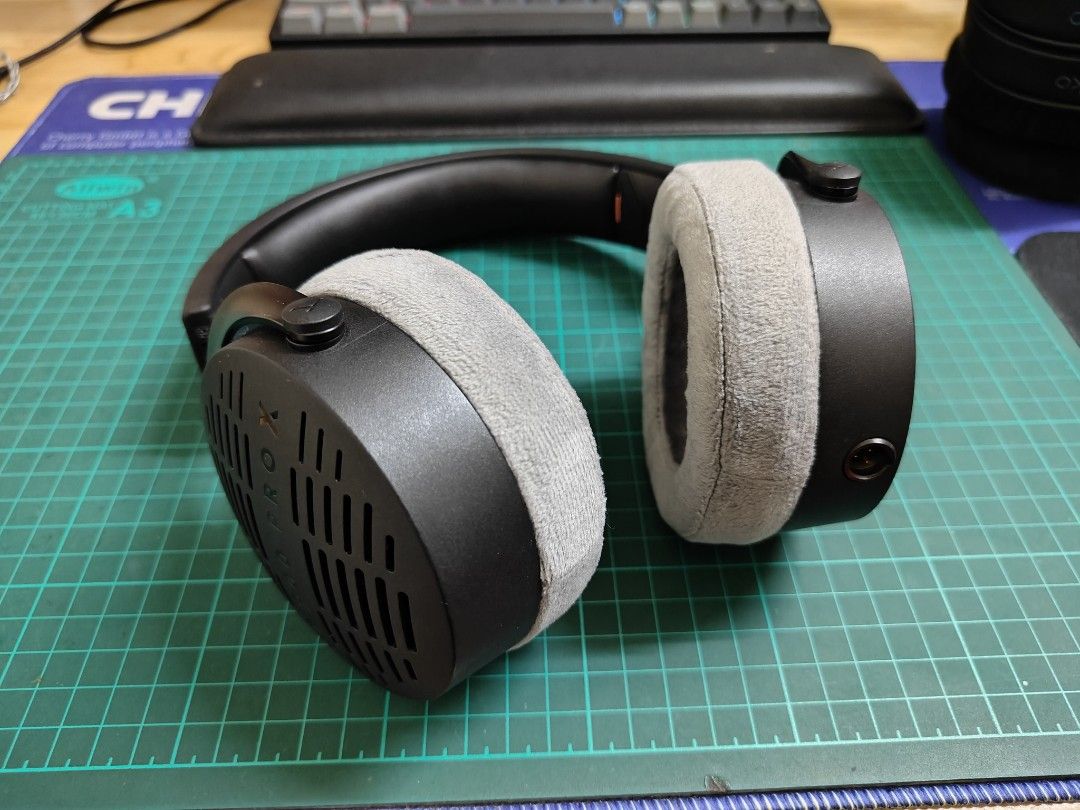 Beyerdynamic DT900 ProX Headphone/Gaming/Studio Monitor, Audio