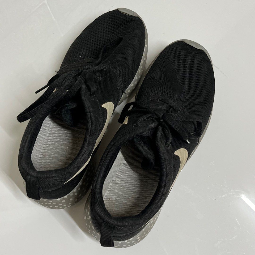 Nike roshe size 7 discount