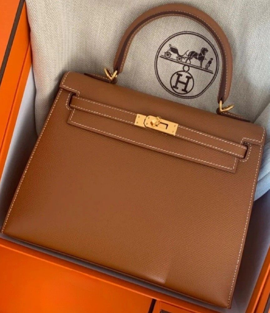 Hermes kelly28 sellier Gris Asphalt GHW in Epsom, Luxury, Bags & Wallets on  Carousell