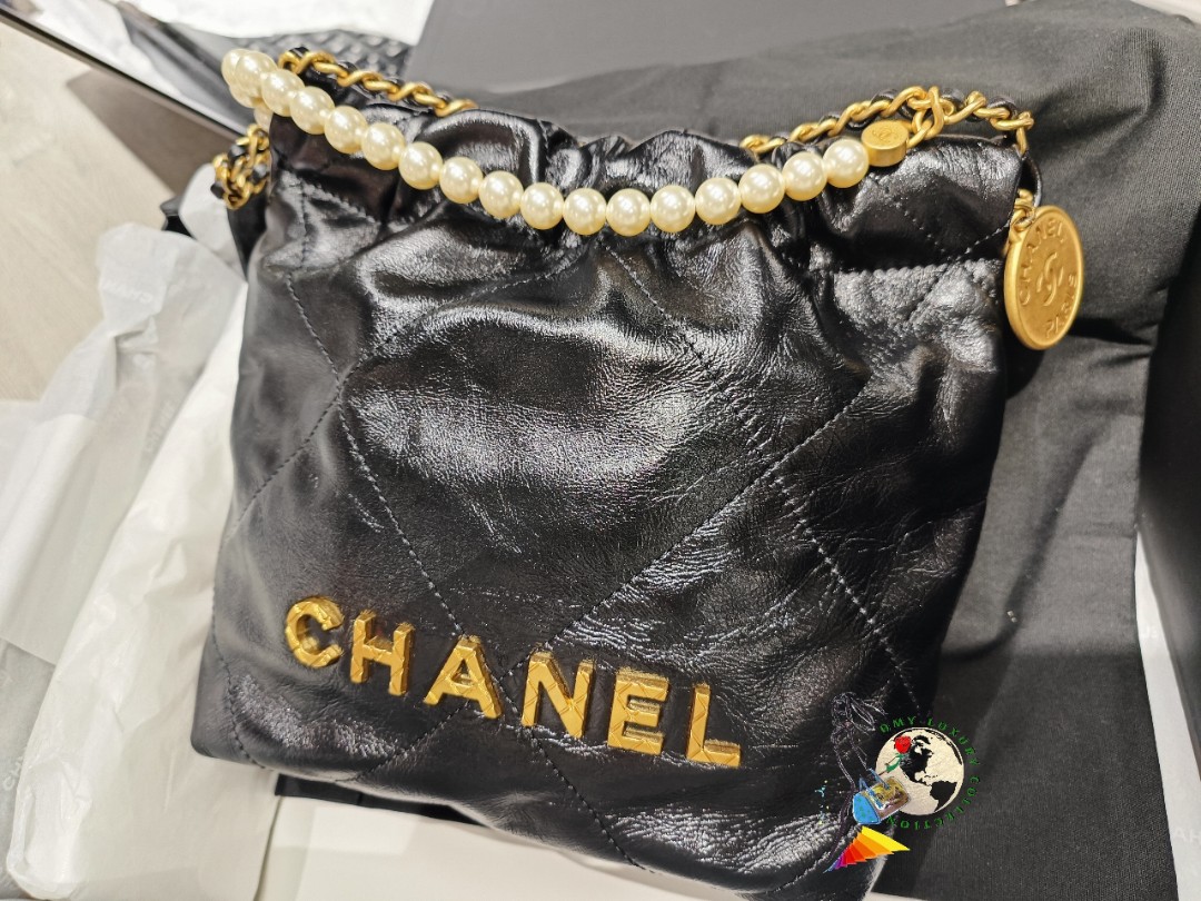 SOLD‼️ BNIB CHANEL 22 BAG MINI WITH PEARLS, Women's Fashion, Bags &  Wallets, Cross-body Bags on Carousell