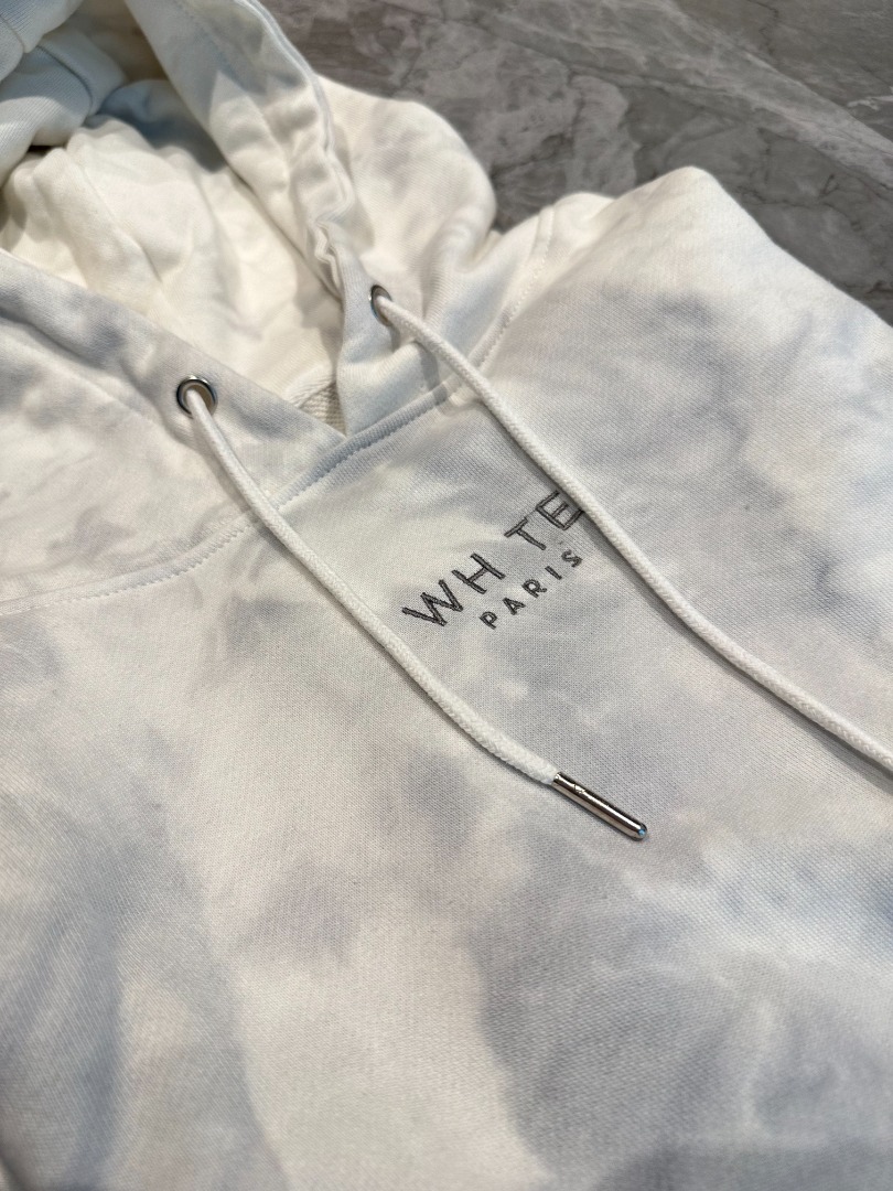 White hoodie for tie dye best sale
