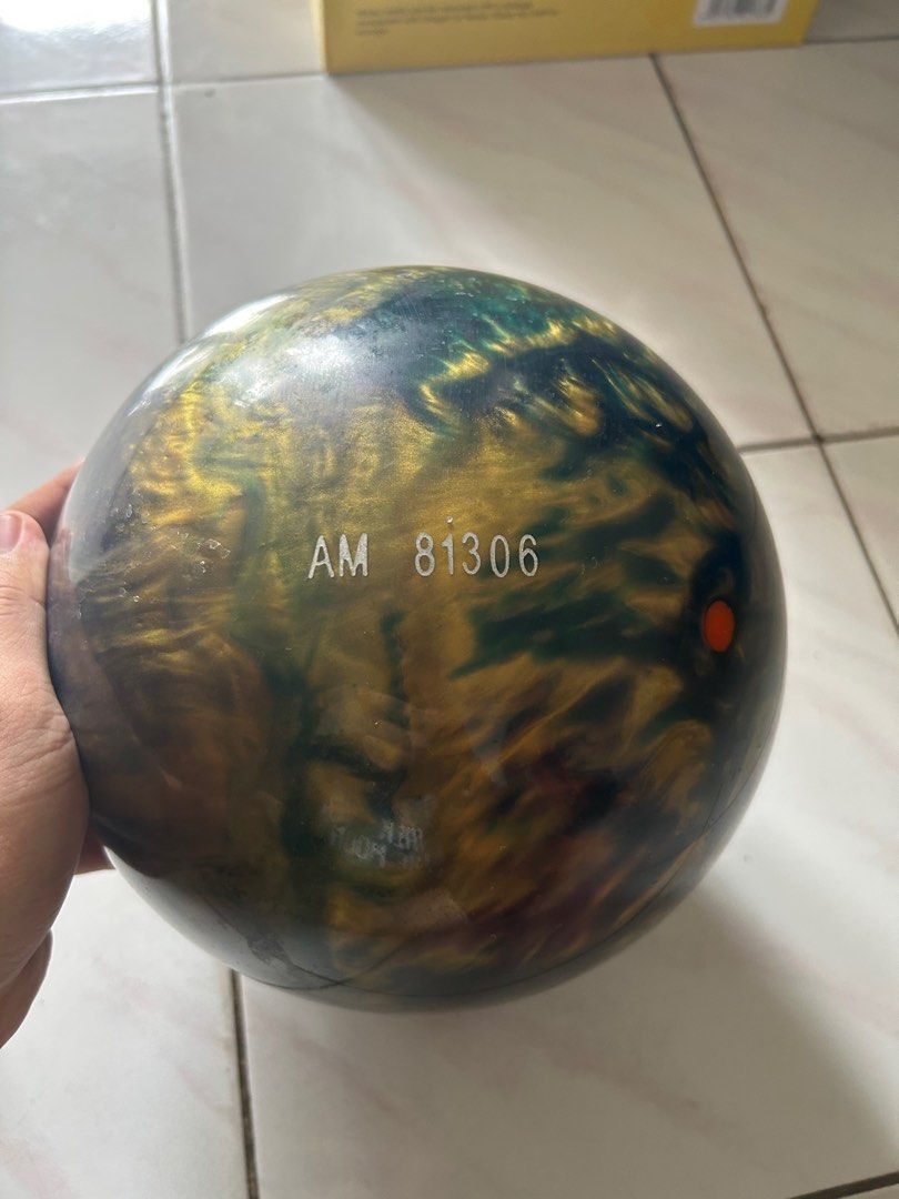 Bowling Ball Transformers ( Bulldozer), Sports Equipment, Sports