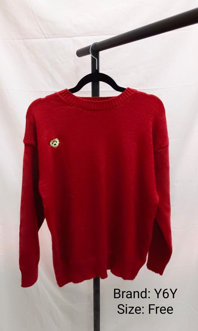 Champion sweater 2025 womens red knit
