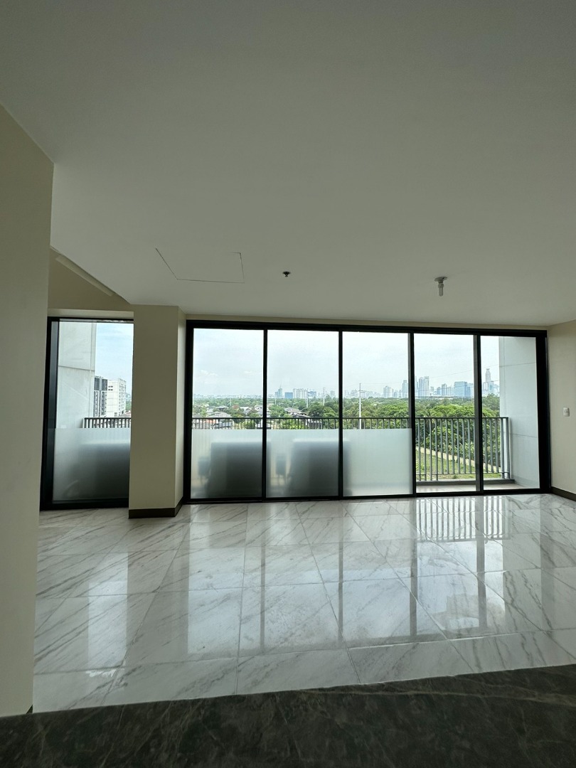 View of Brandnew Penthouse unit With own pool For Sale in TAGUIG CITY - BGC ...