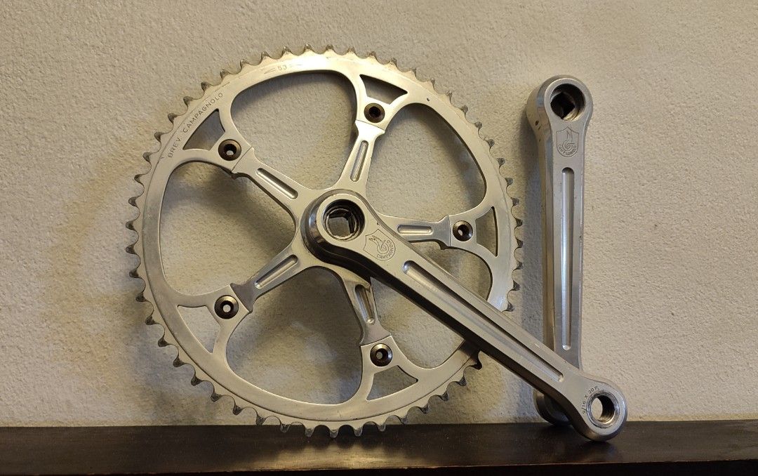 Campagnolo strada crankset on sale