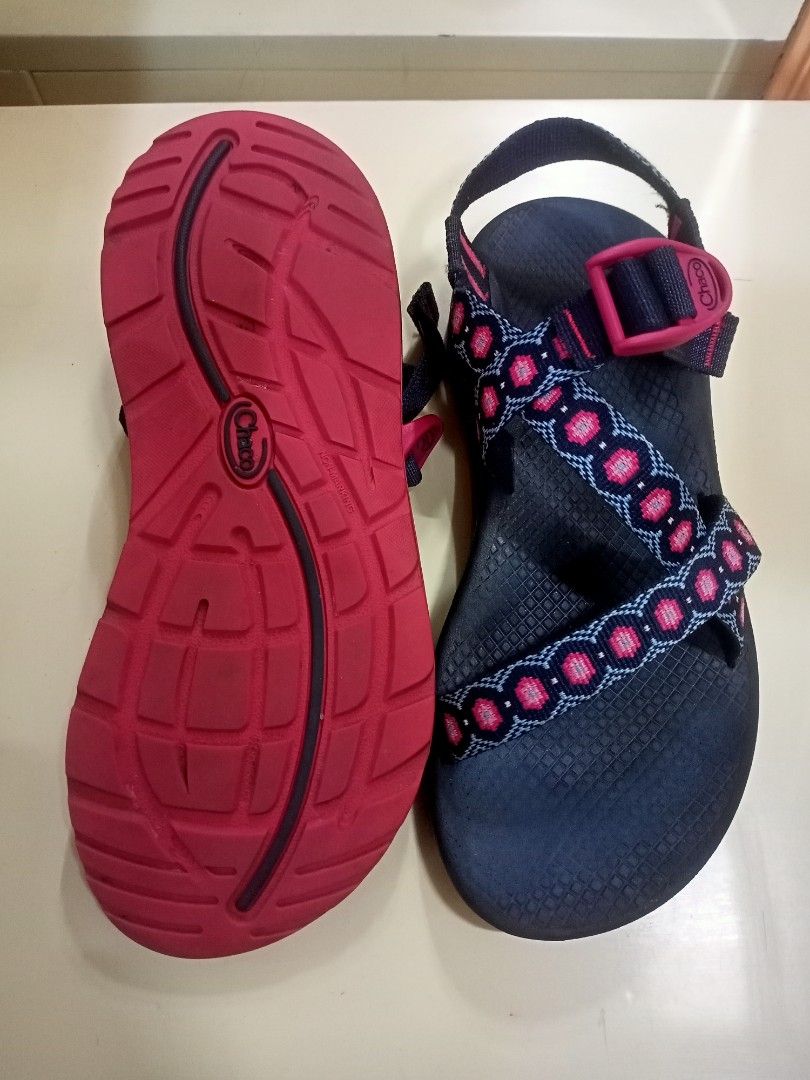 Chaco Sandals Women s Fashion Footwear Flats Sandals on Carousell