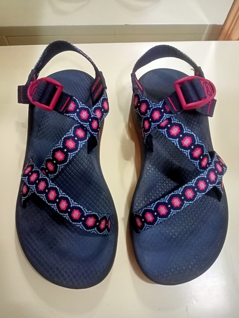 Chaco Sandals Women s Fashion Footwear Flats Sandals on Carousell