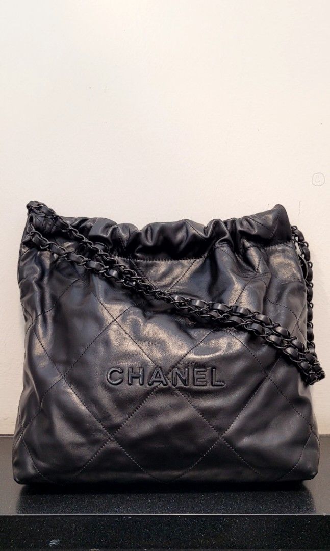 chanel chain hobo bag authentic, Luxury, Bags & Wallets on Carousell