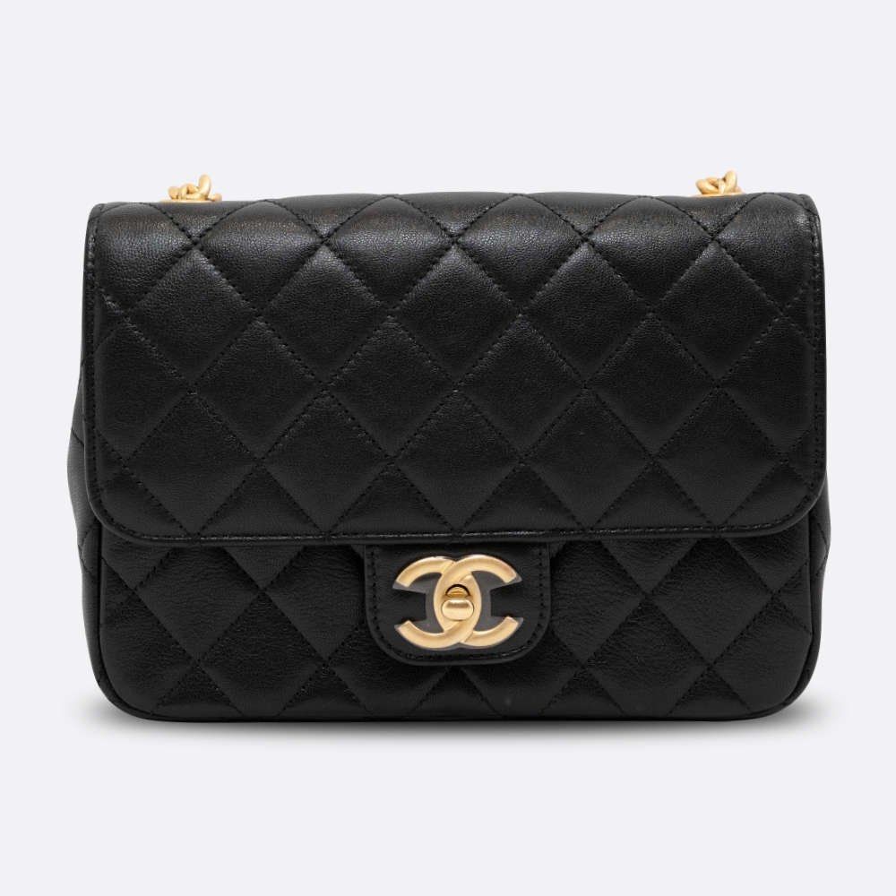 CHANEL FLAP BAG SMALL BLACK CAVIAR, Luxury, Bags & Wallets on Carousell