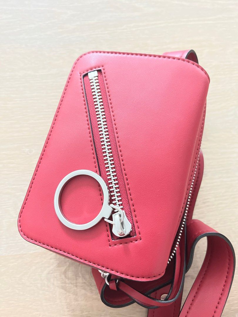 Red belt purse sale