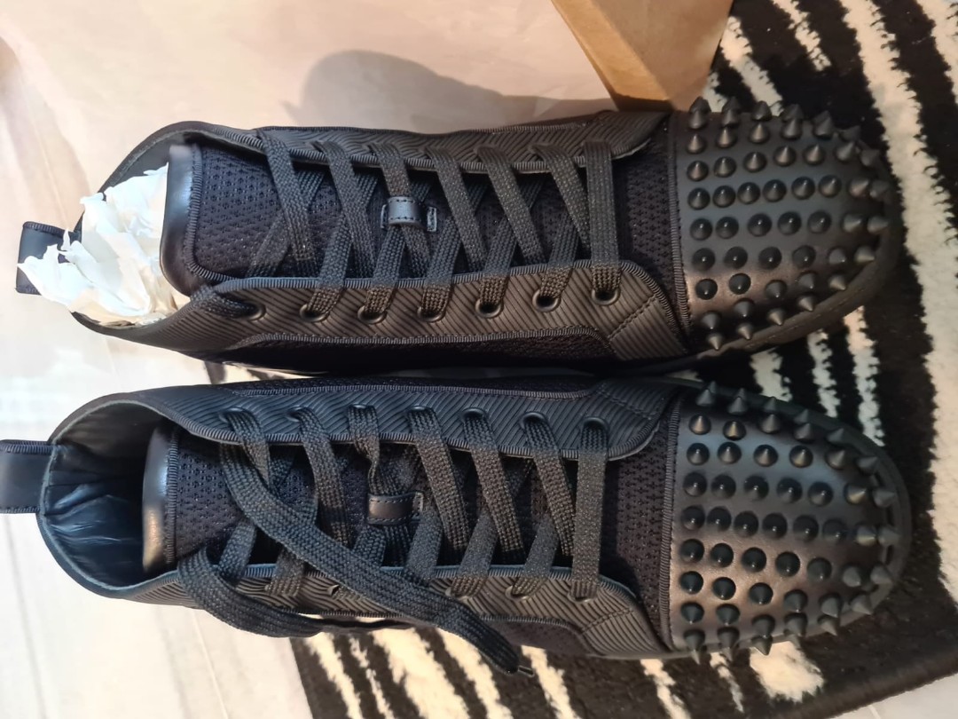 Christian Louboutin Louis Strass Silver, Men's Fashion, Footwear, Sneakers  on Carousell