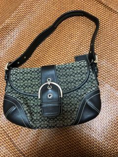（分類：）位於 。 由 carolfendi 提交（商品編號 1243656733，圖片 1）。簡介： 。