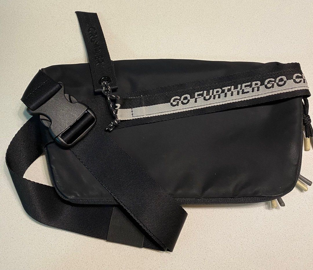 Crumpler Stash Hip Pack Sling