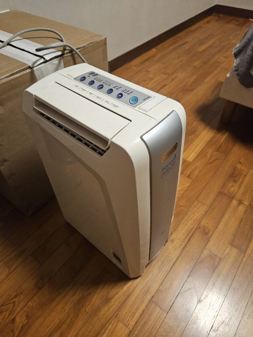 Delonghi Dehumidifier, TV & Home Appliances, Air Purifiers