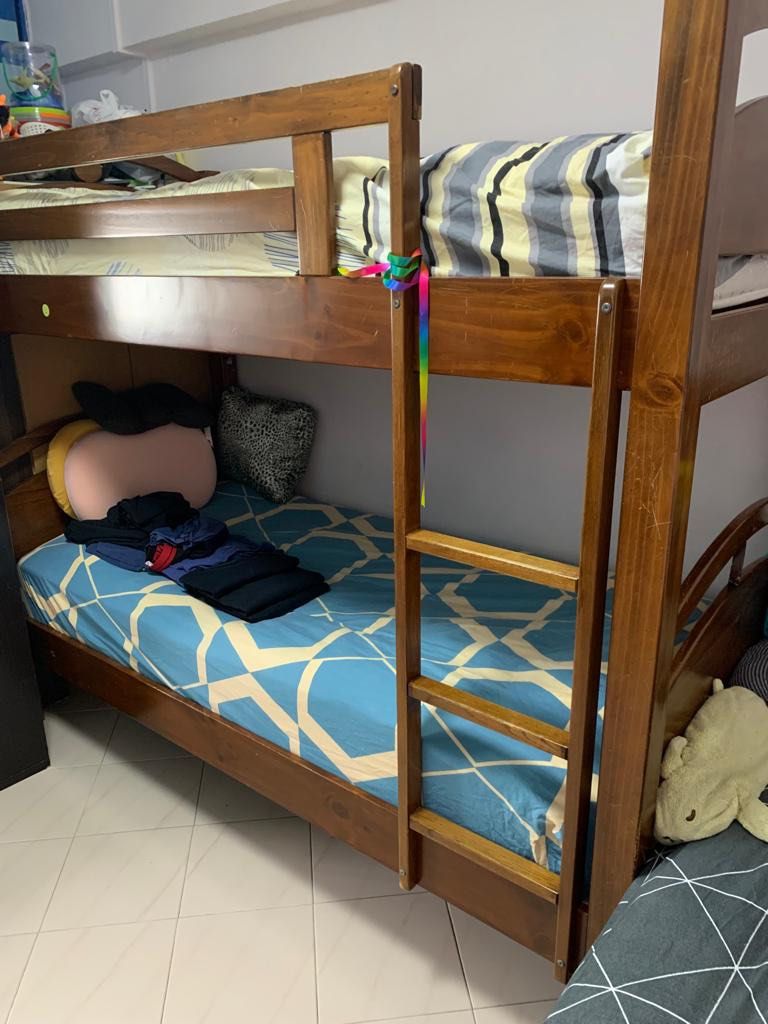 Picket & Rail Double decker solid wooden frame, Furniture & Home Living