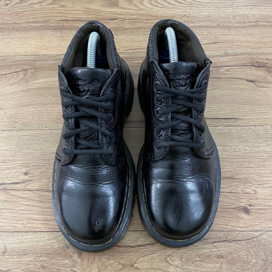 Dr martens deals krack uk