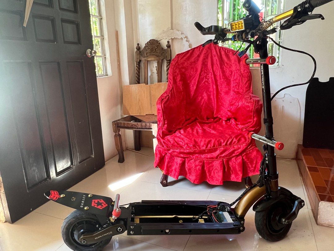 Dualtron 2 Limited Electric Scooter (Defective), Sports Equipment, Sports & Games, Skates