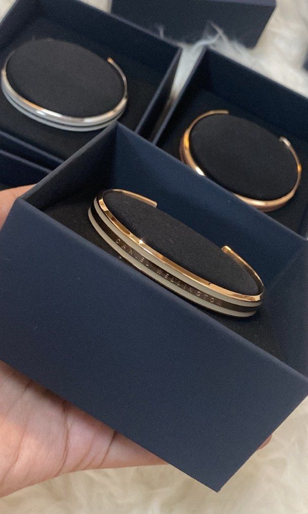 Dw bracelet size best sale