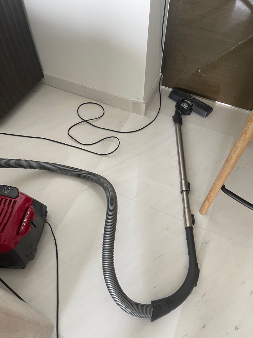 Electrolux Powerforce Vacuum Cleaner, TV & Home Appliances, Vacuum