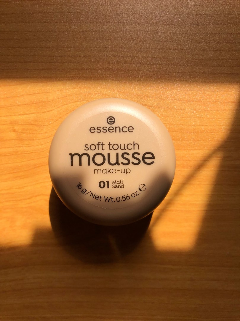 Maquillaje en Mousse - Soft Touch - 02 Matt Beige - Essence : :  Beauty & Personal Care