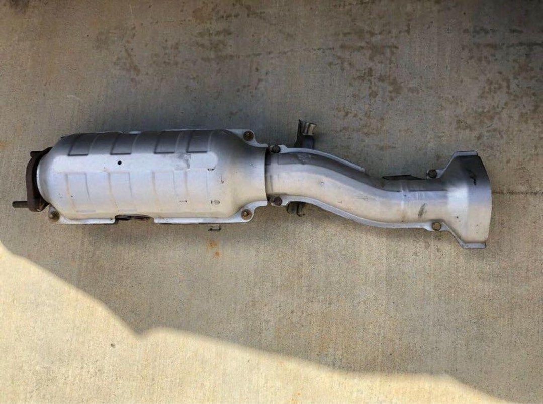 Evo 10 stock catalytic converter, Car Accessories, Accessories on Carousell