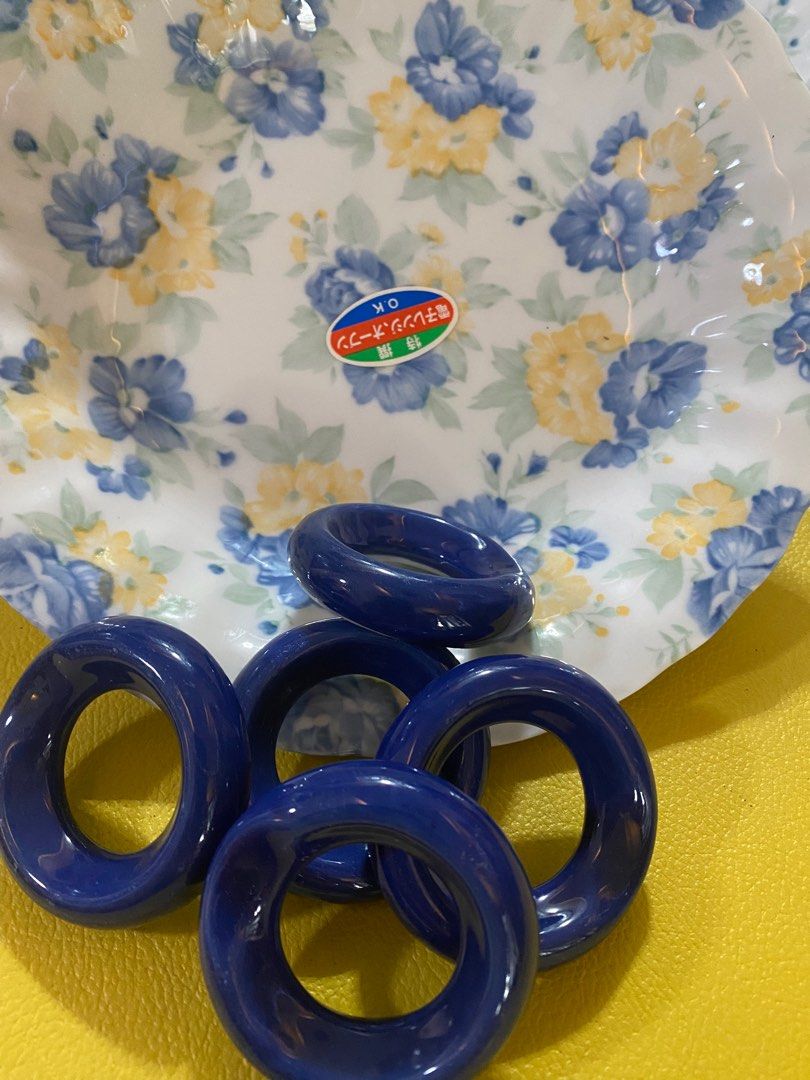 Feien Pasta Plates Set with Napkin Rings (Category: Coffee & Tea Tableware) located in Quezon City. Submitted by zarayurivan (Listing ID 1243512296, Image 2). Description: Feien Pasta Plates Set. Inclusions: 5pc plates, fine china 8.5” x 1.5”; 5pc napkin rings, 1 lovely wicker plate keeper with cloth lining. Php1349 only .