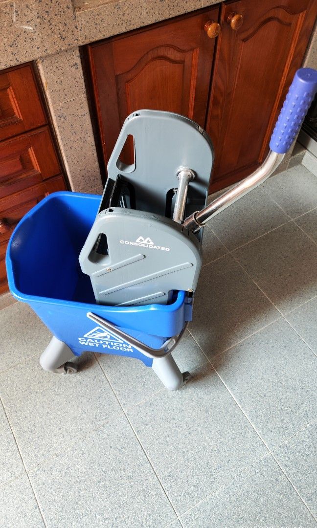 Commercial mop bucket set complete with aluminium mop sticks, Furniture