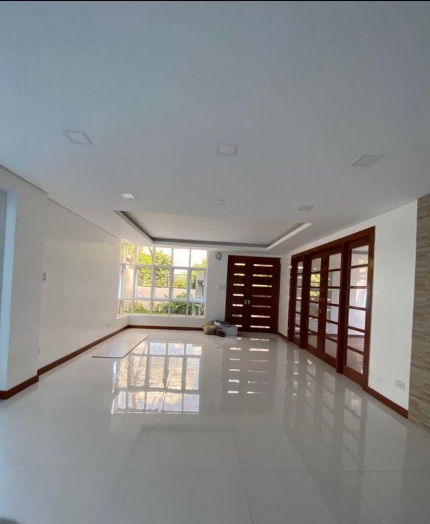 FOR SALE 2 Storey Brand New House and Lot in Dona Carmen Subd