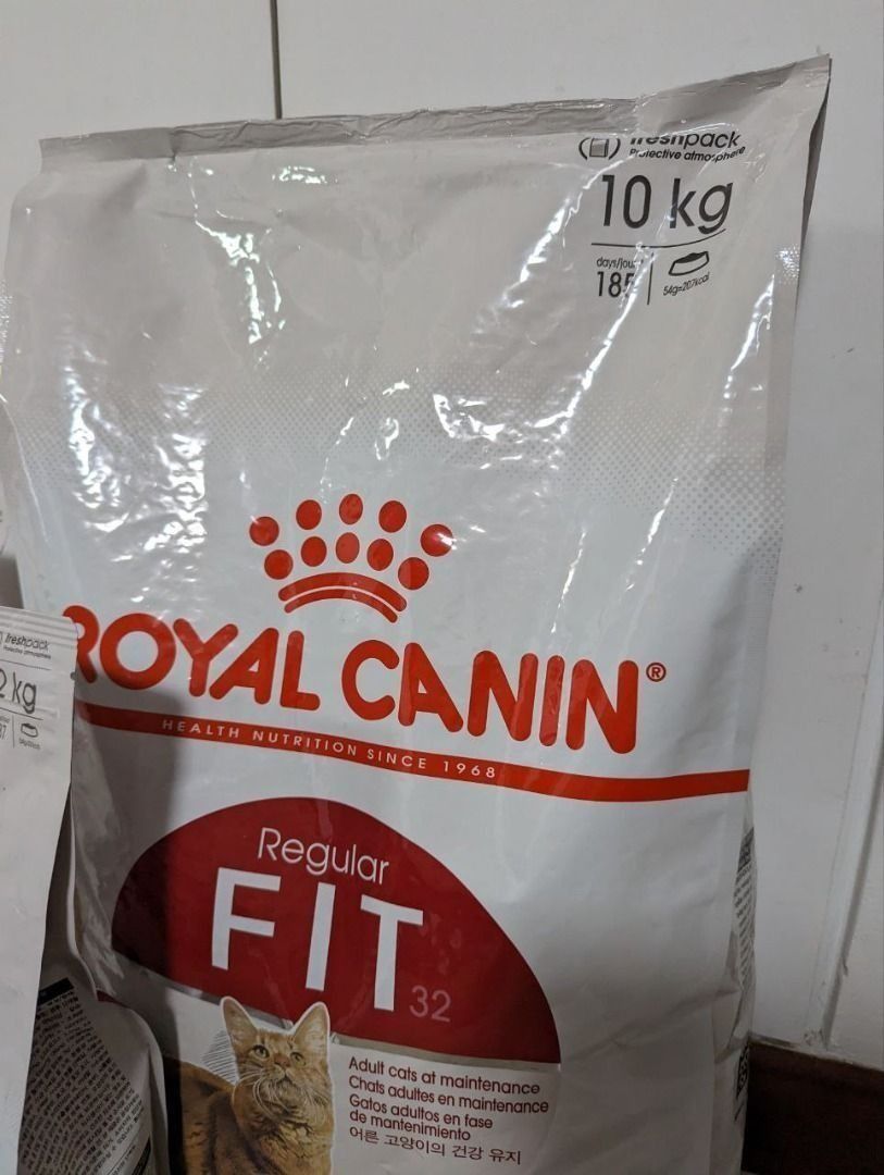 ROYAL CANIN chat Regular Fit 32 10KG